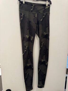 lululemon athletica Camo Leggings size small